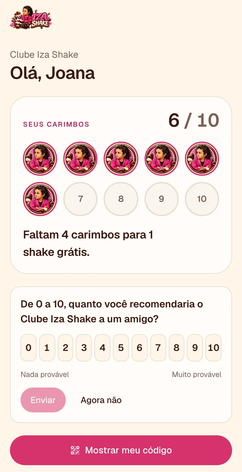 Clube Iza Shake no celular da cliente: cartão com 6 de 10 carimbos e o botão para mostrar o código no balcão.